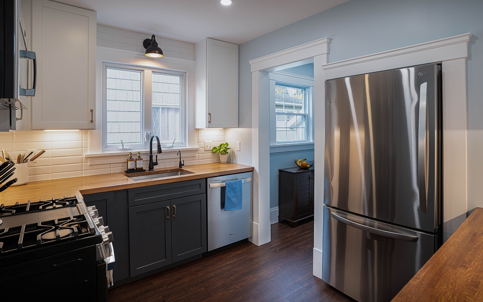Kitchen before remodel